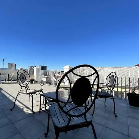 Peaceful 1br With Shared Terrace At The Nook Gibraltar