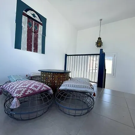 Apartment Peaceful 1br With Shared Terrace At The Nook Gibraltar