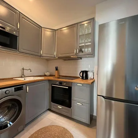 Peaceful 1br With Shared Terrace At The Nook Apartment *